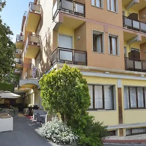 Attico 3*, Chianciano Terme Italien
